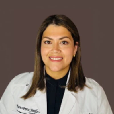 A headshot photo of Dr. Karen Saavedra-Chavez